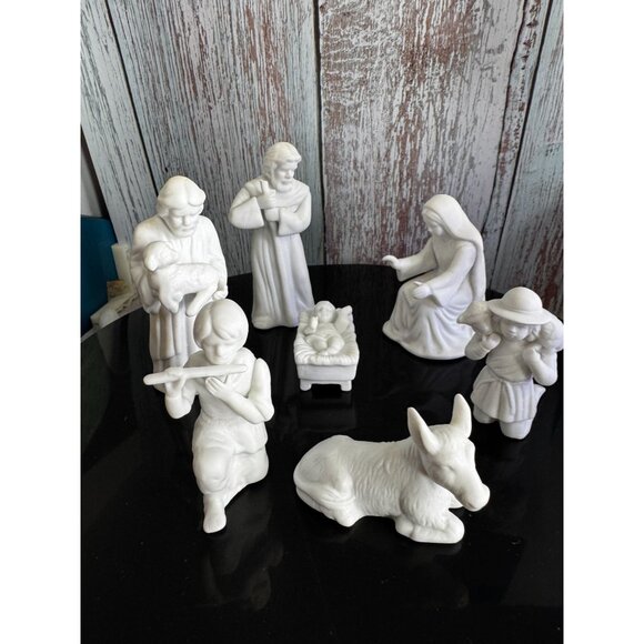 Vintage 1986 Enesco A Christmas Tradition White Bisque Nativity Set 7 Piece 4.5" - Picture 10 of 10